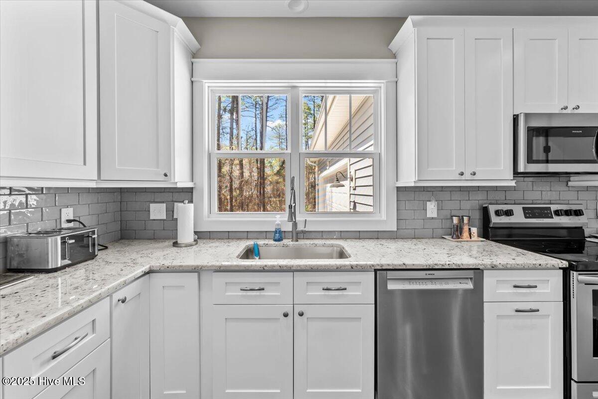 4 Wye Court Pinehurst, NC 28374 - Photo 13 of 45 Kitchen