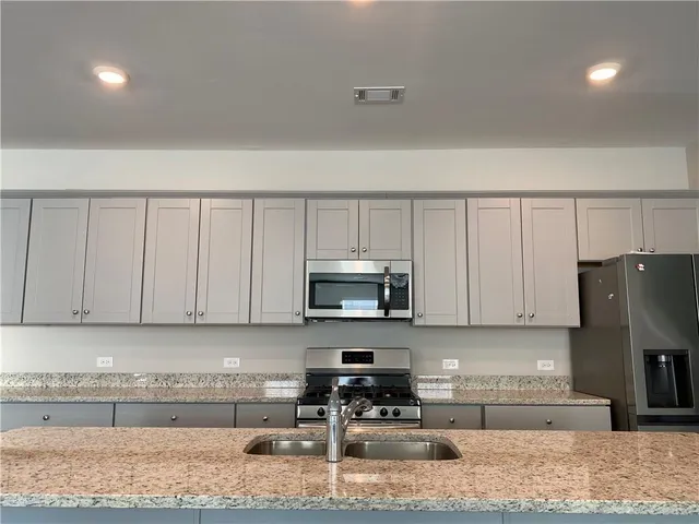 $2,250 | 4402 Grosbeak Drive, Hoschton, GA 30548