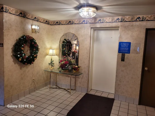 $89,000 | 5253 North Lovers Lane Road, Unit 232, Milwaukee, WI 53225