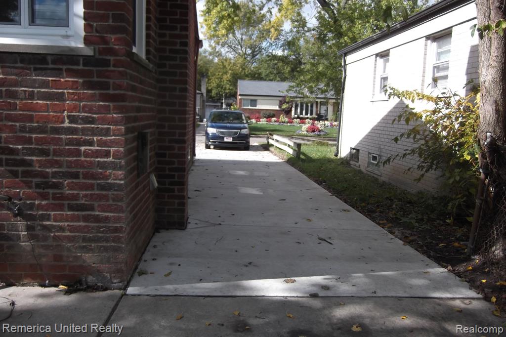 347 Longfellow Inkster, MI 48141 - Photo 35 of 37