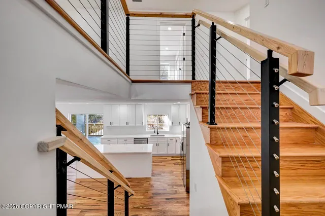 $850,000 | 684 Minsi Trail East, Long Pond, PA 18334