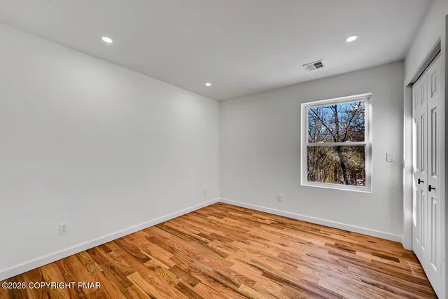 $850,000 | 684 Minsi Trail East, Long Pond, PA 18334