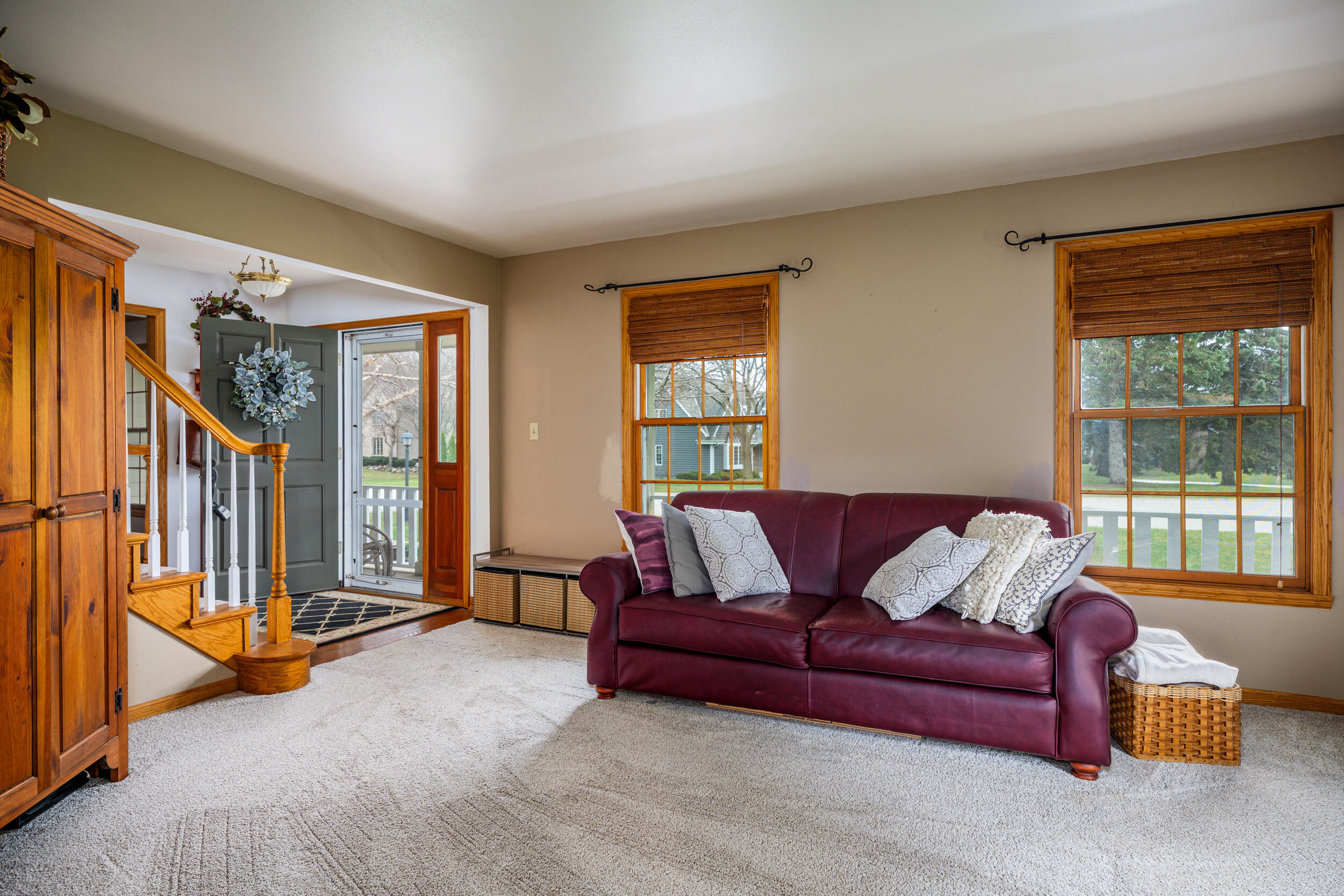 8316 Dora Lane Mount Pleasant, WI 53406 - Photo 14 of 48 Living Room