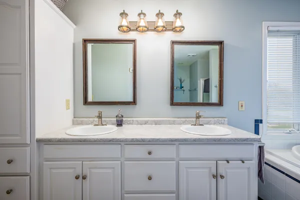 $544,900 | 8316 Dora Lane, Mount Pleasant, WI 53406