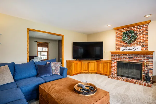 $544,900 | 8316 Dora Lane, Mount Pleasant, WI 53406