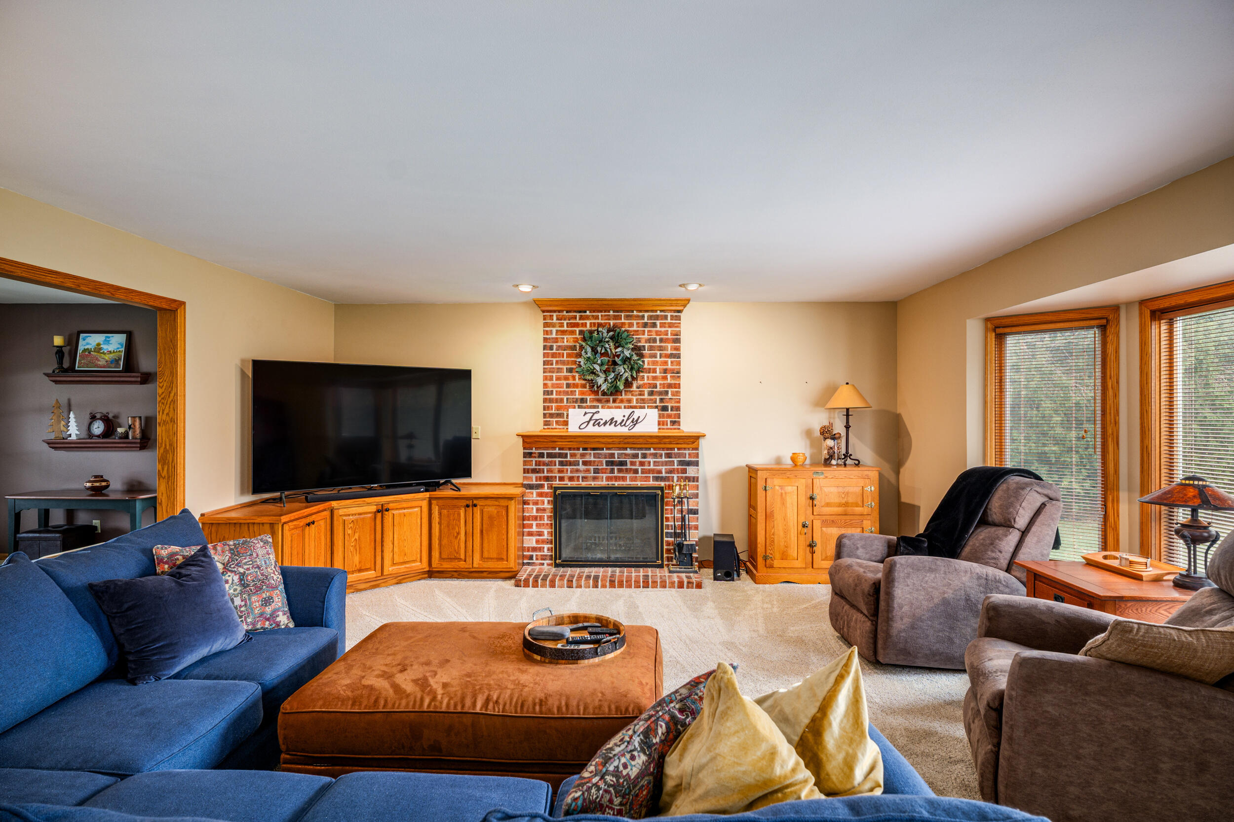 8316 Dora Lane Mount Pleasant, WI 53406 - Photo 5 of 48 Family Room
