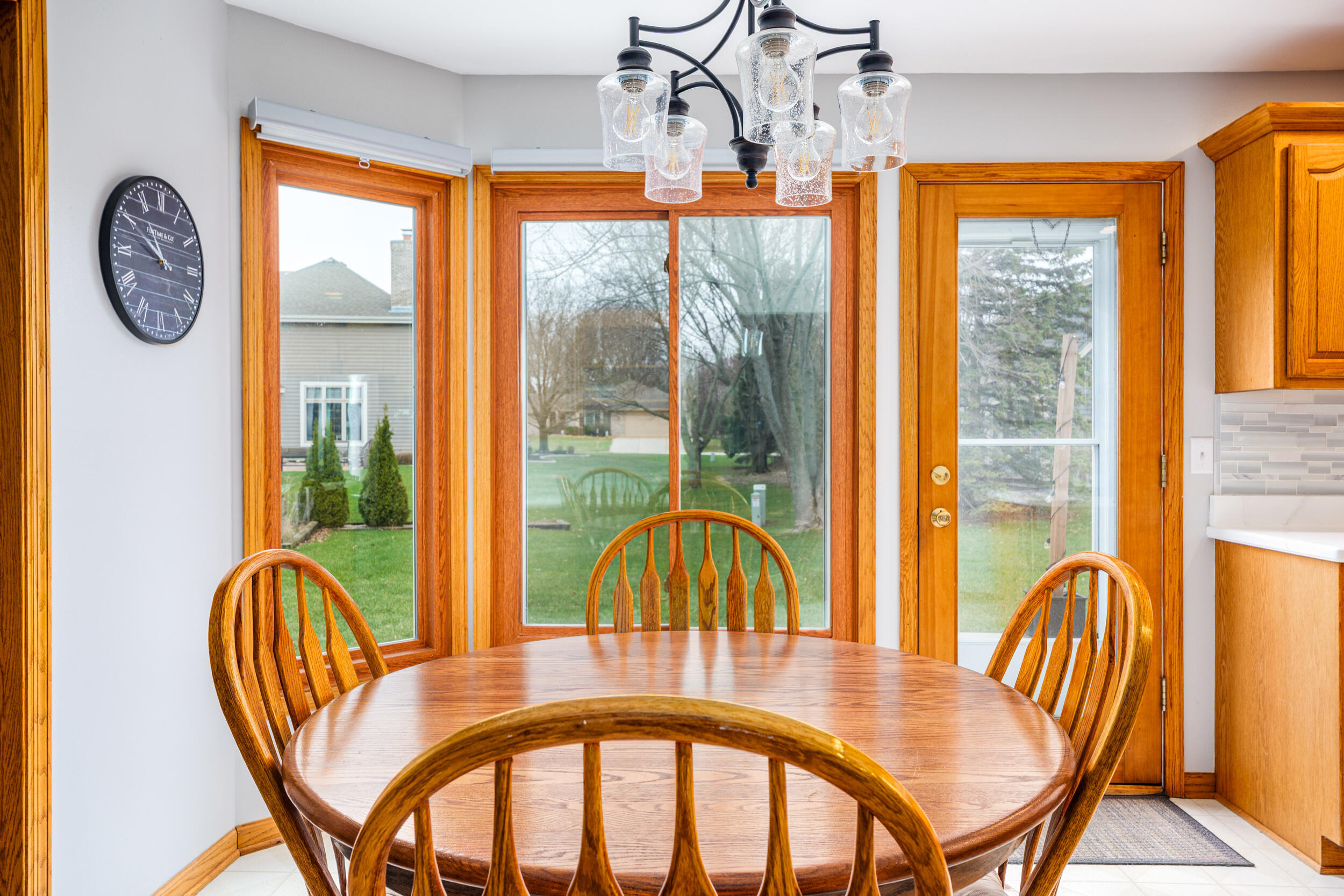 8316 Dora Lane Mount Pleasant, WI 53406 - Photo 7 of 48 Dining area