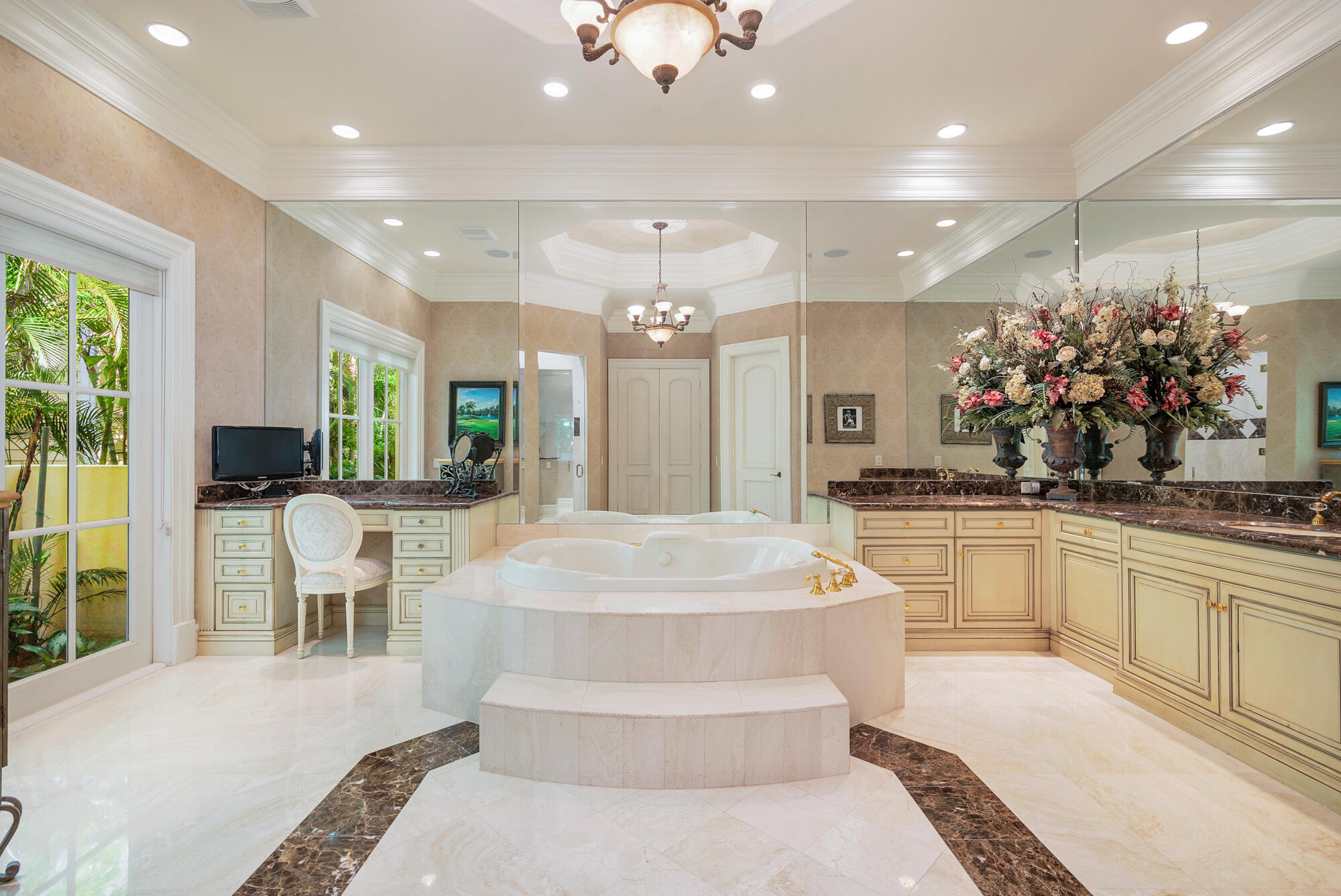 19223 North Riverside Drive Tequesta, FL 33469 - Photo 30 of 83 low-42