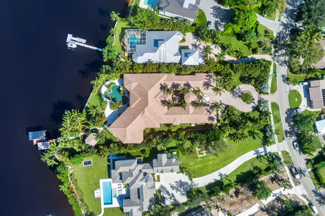 $14,950,000 | 19223 North Riverside Drive, Tequesta, FL 33469