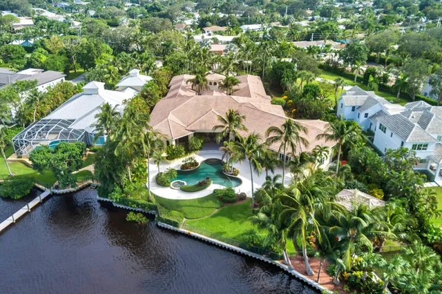 $14,950,000 | 19223 North Riverside Drive, Tequesta, FL 33469