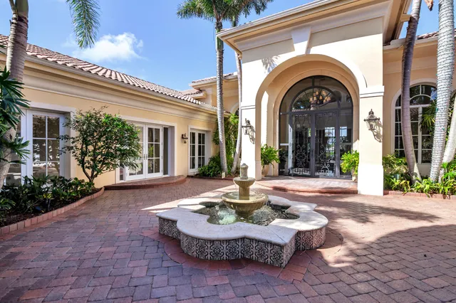 $14,950,000 | 19223 North Riverside Drive, Tequesta, FL 33469