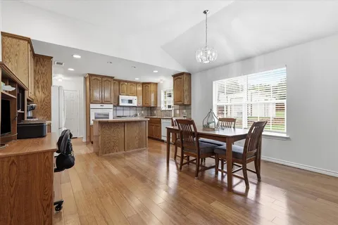 $528,900 | 306 Oak Drive, Argyle, TX 76226