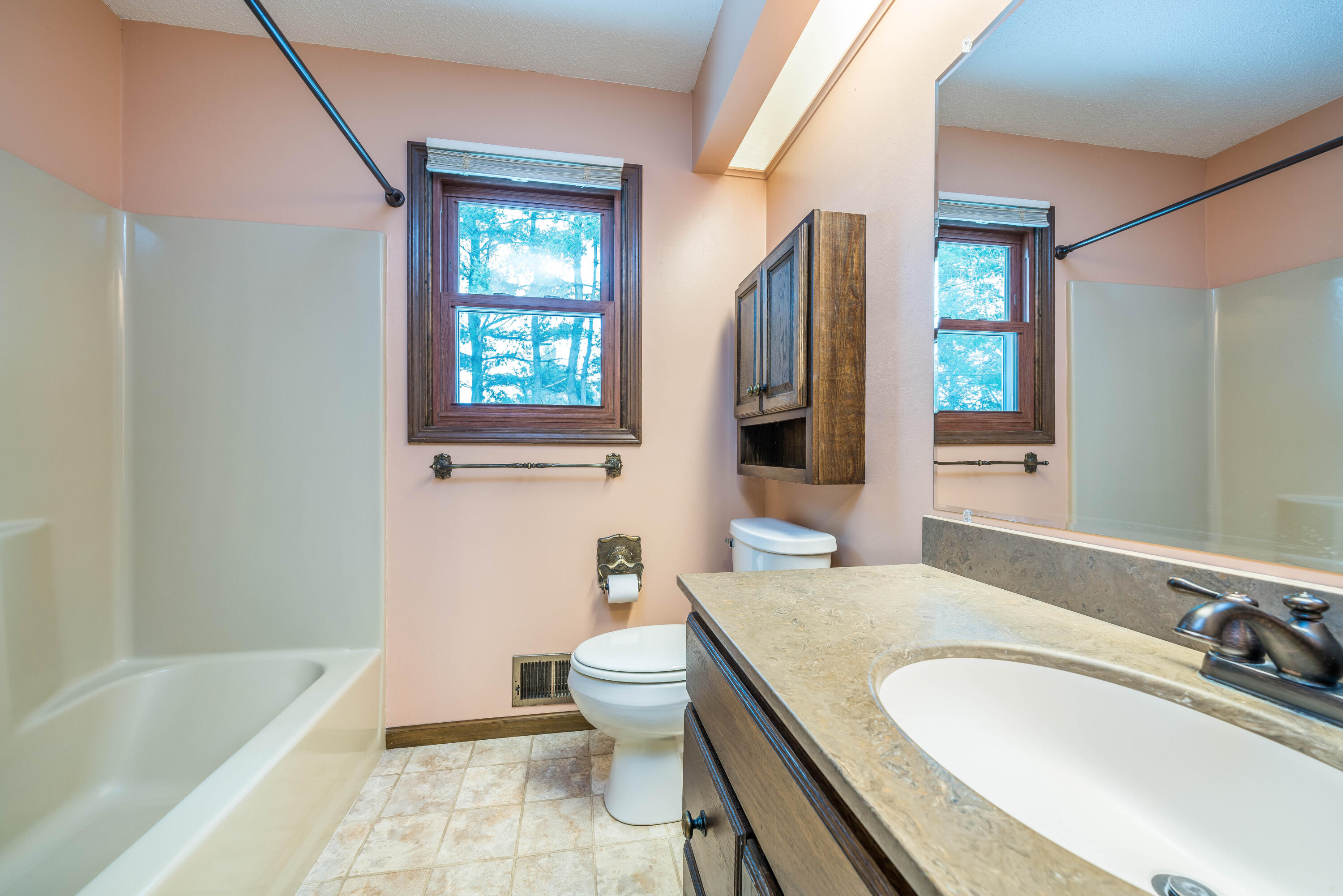 6353 Torrington Road Kalamazoo, MI 49009 - Photo 17 of 24 6353_Torrington_Road_26