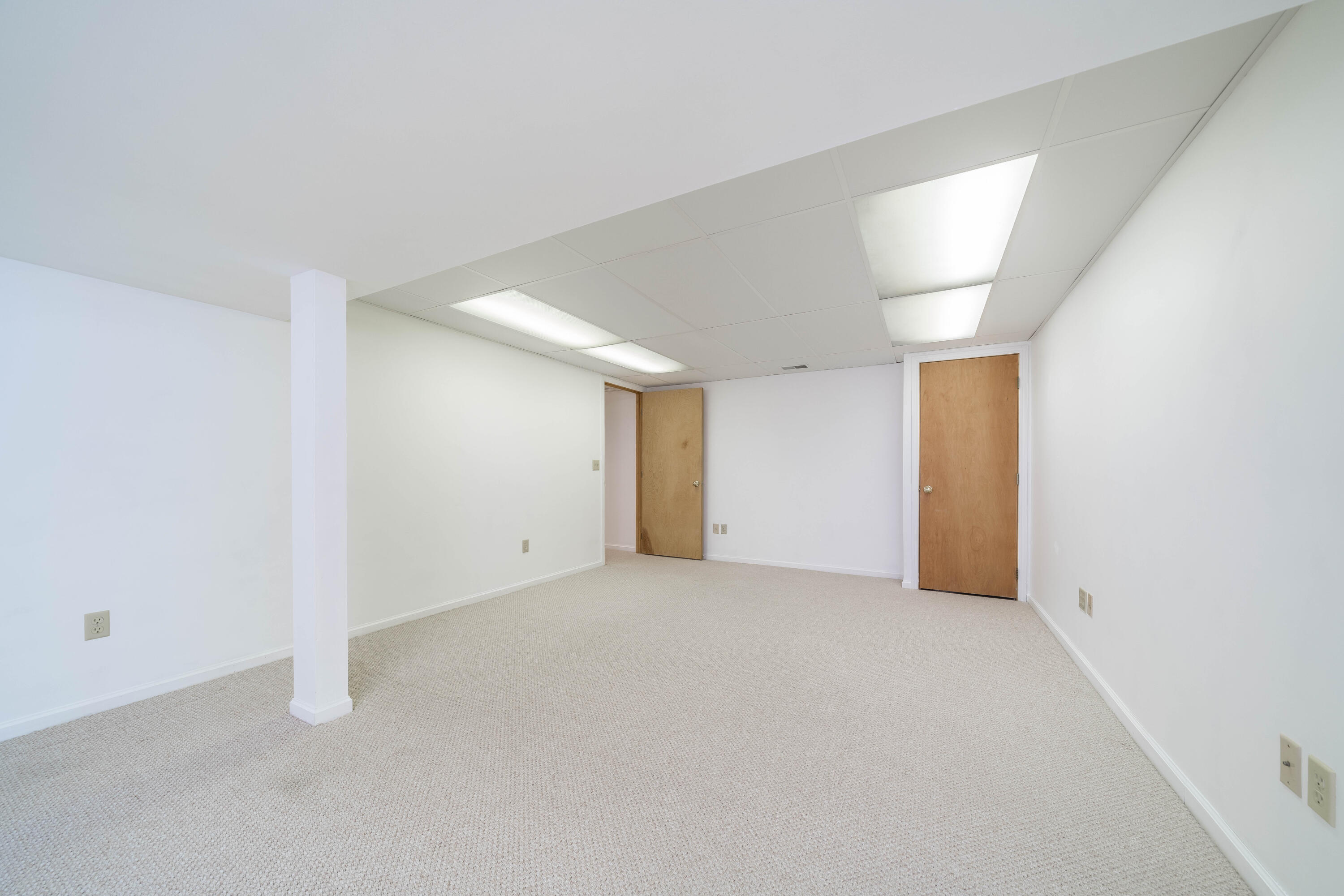 6353 Torrington Road Kalamazoo, MI 49009 - Photo 19 of 24 6353_Torrington_Road_16