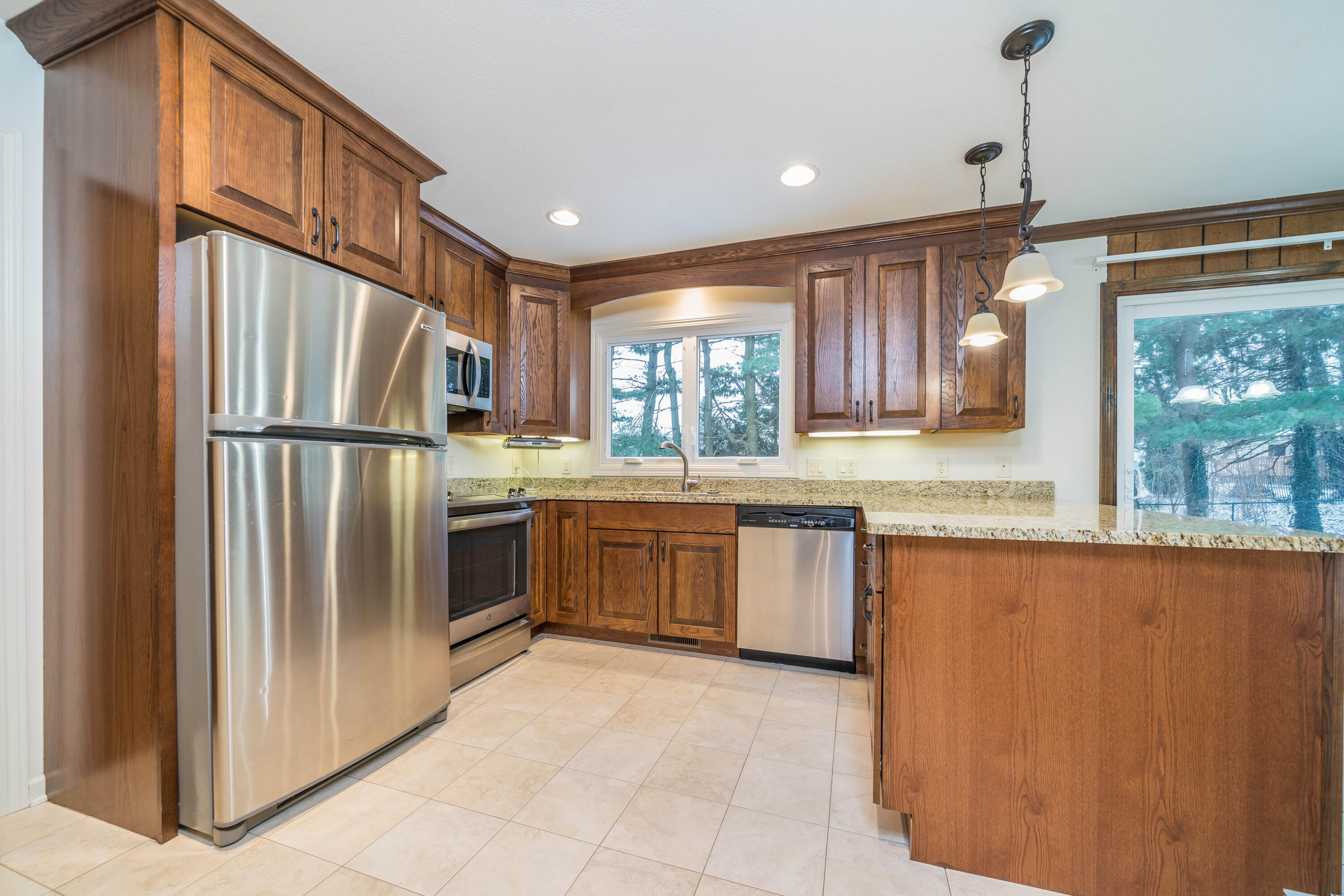 6353 Torrington Road Kalamazoo, MI 49009 - Photo 7 of 24 6353_Torrington_Road_08