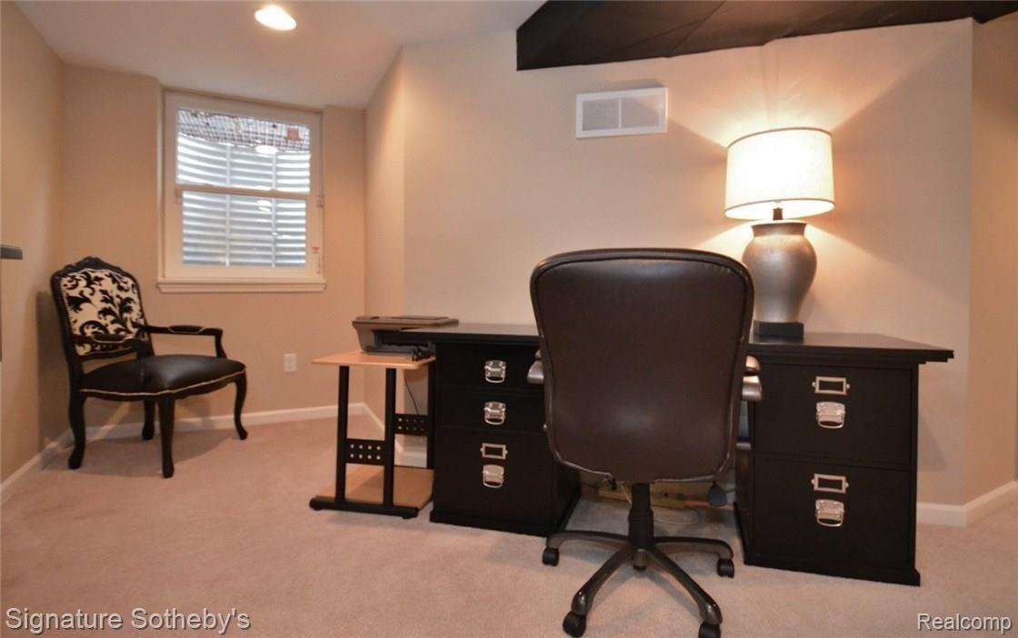 1860 Yorkshire Road Birmingham, MI 48009 - Photo 25 of 48 28 - lower level.JPG