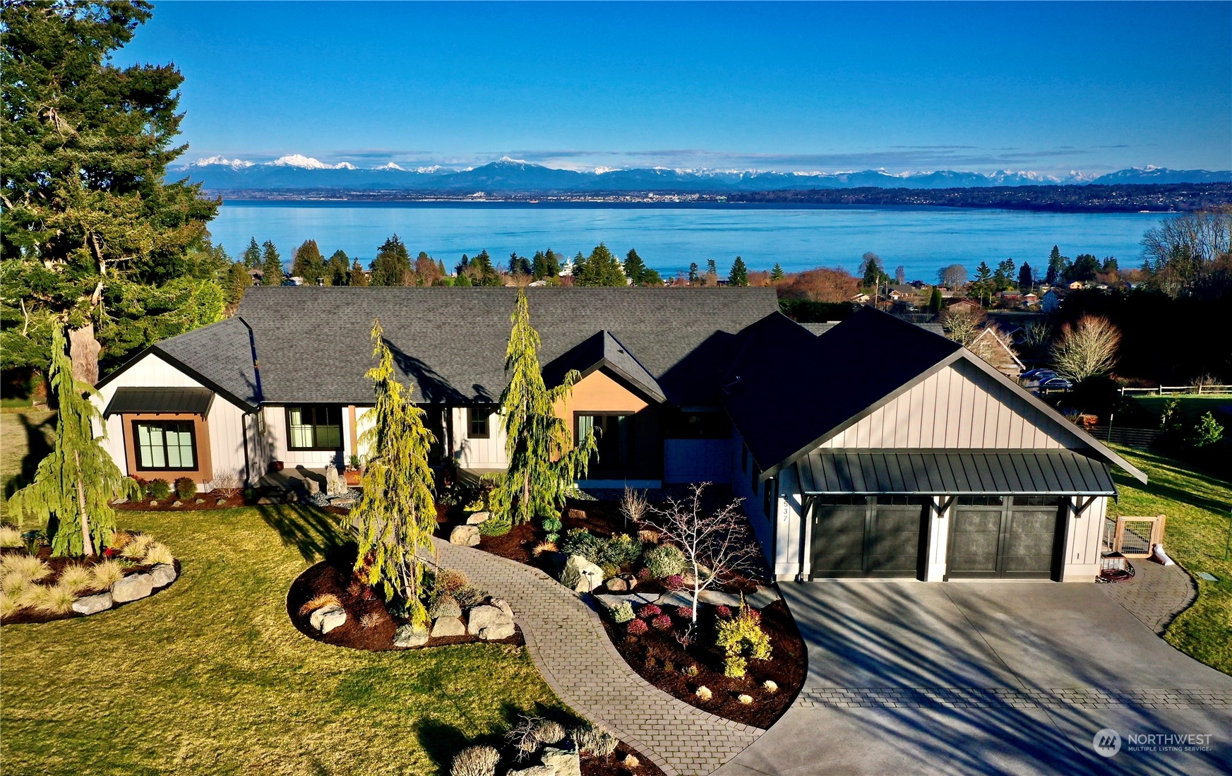 6537 Robin Lane Clinton, WA 98236 - Photo 1 of 40 Gallery Image 1