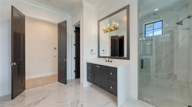 $4,925,000 | 670 Old Compass Road, Longboat Key, FL 34228