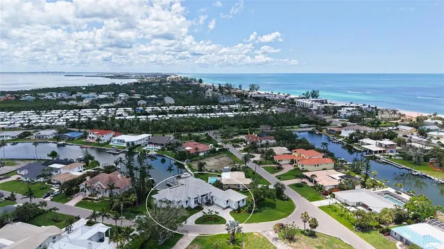 $4,925,000 | 670 Old Compass Road, Longboat Key, FL 34228