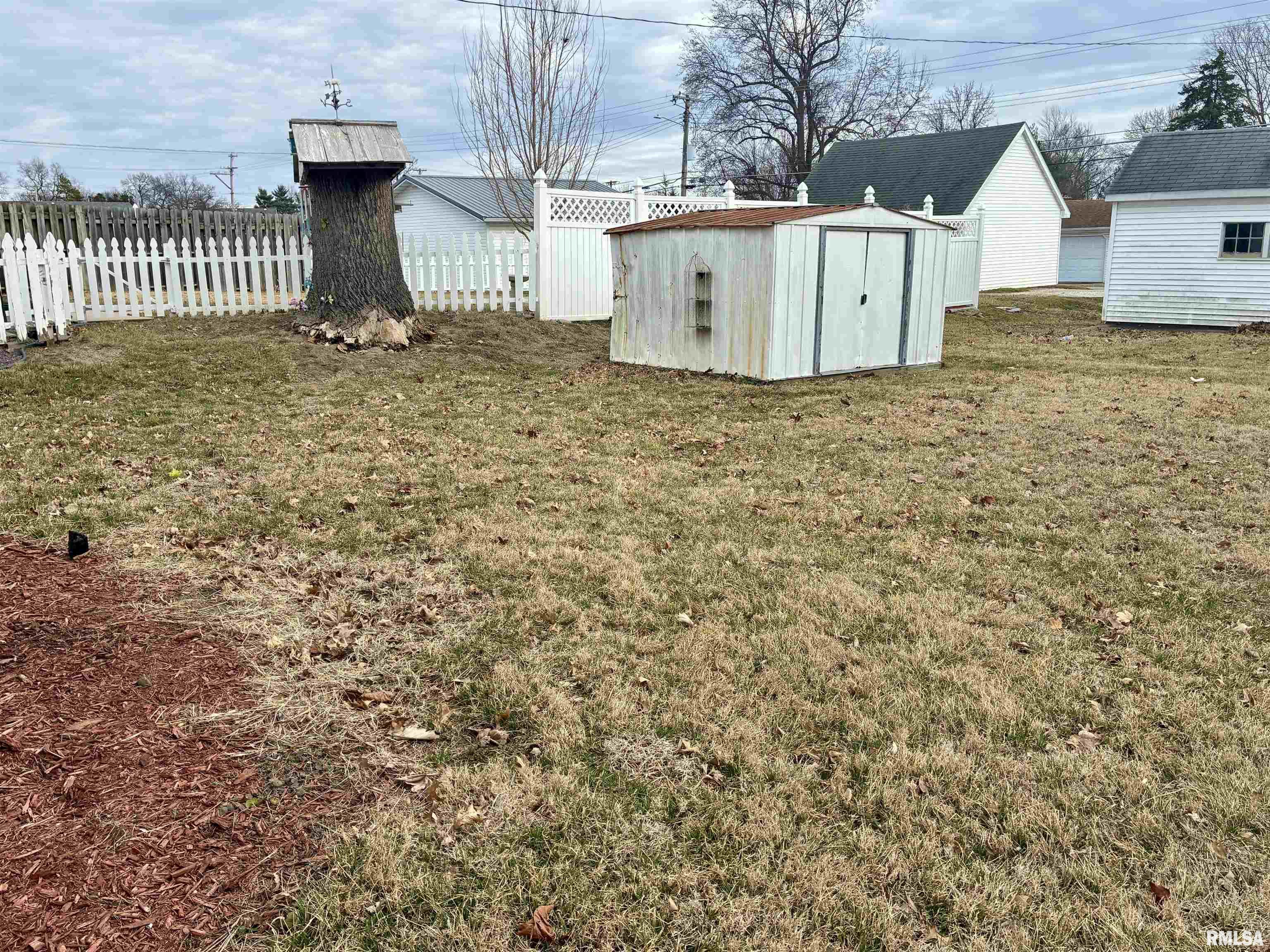 2304 State Street Quincy, IL 62301 - Photo 11 of 13