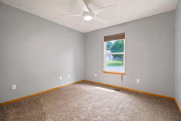 206 Miller Way Monett, MO 65708 - Photo 25 of 53 134281094866333379_134281094815267106_IM