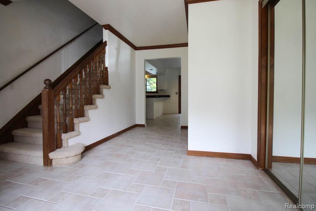 622 Snowmass Drive Rochester Hills, MI 48309 - Photo 12 of 28