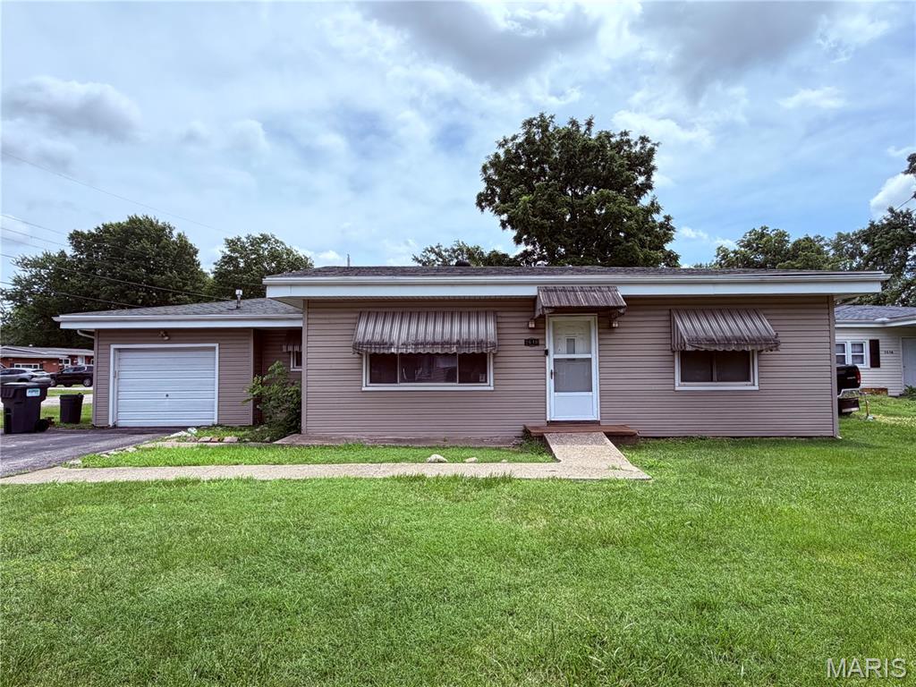 2640 Logan Street Granite City, IL 62040 - Photo 2 of 19