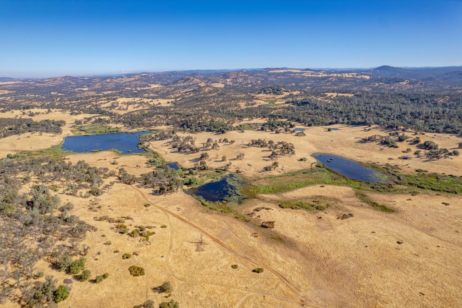 27044 McCourtney Road Grass Valley, CA 95949 - Photo 19 of 74