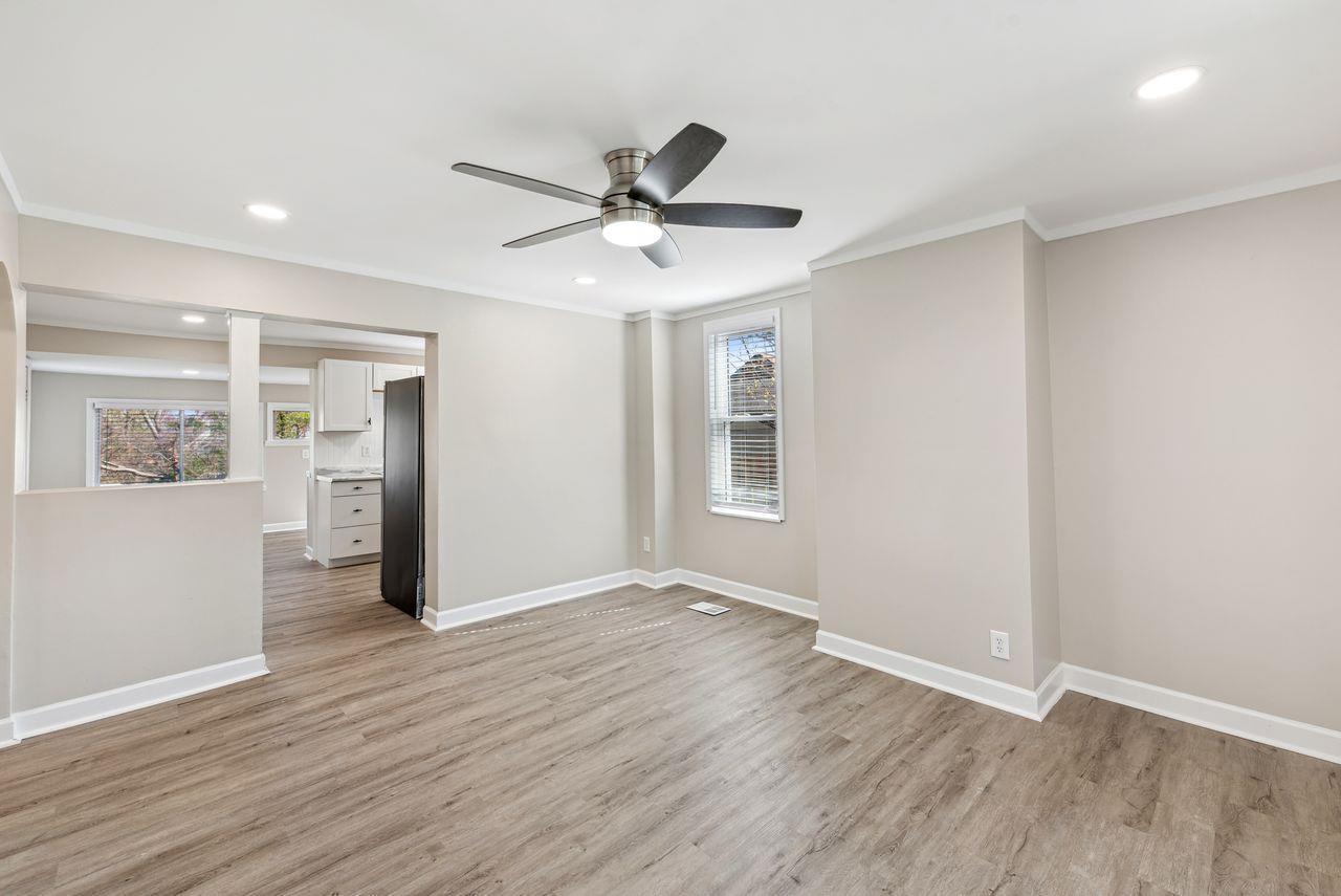 5728 Bridgetown Road Cincinnati, OH 45248 - Photo 3 of 40