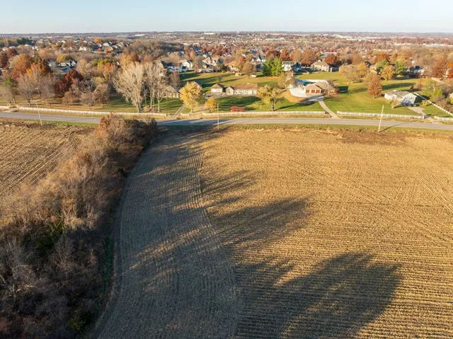 $189,000 | 10 West Ryan Road, Grain Valley, MO 64029