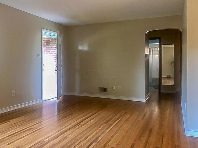2022 Kentwell Road Columbus, OH 43221 - Photo 10 of 24 Great Room