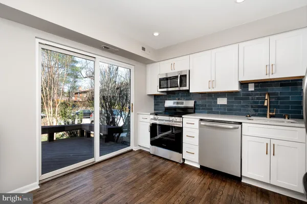 $450,000 | 10357 Barcan Circle, Columbia, MD 21044