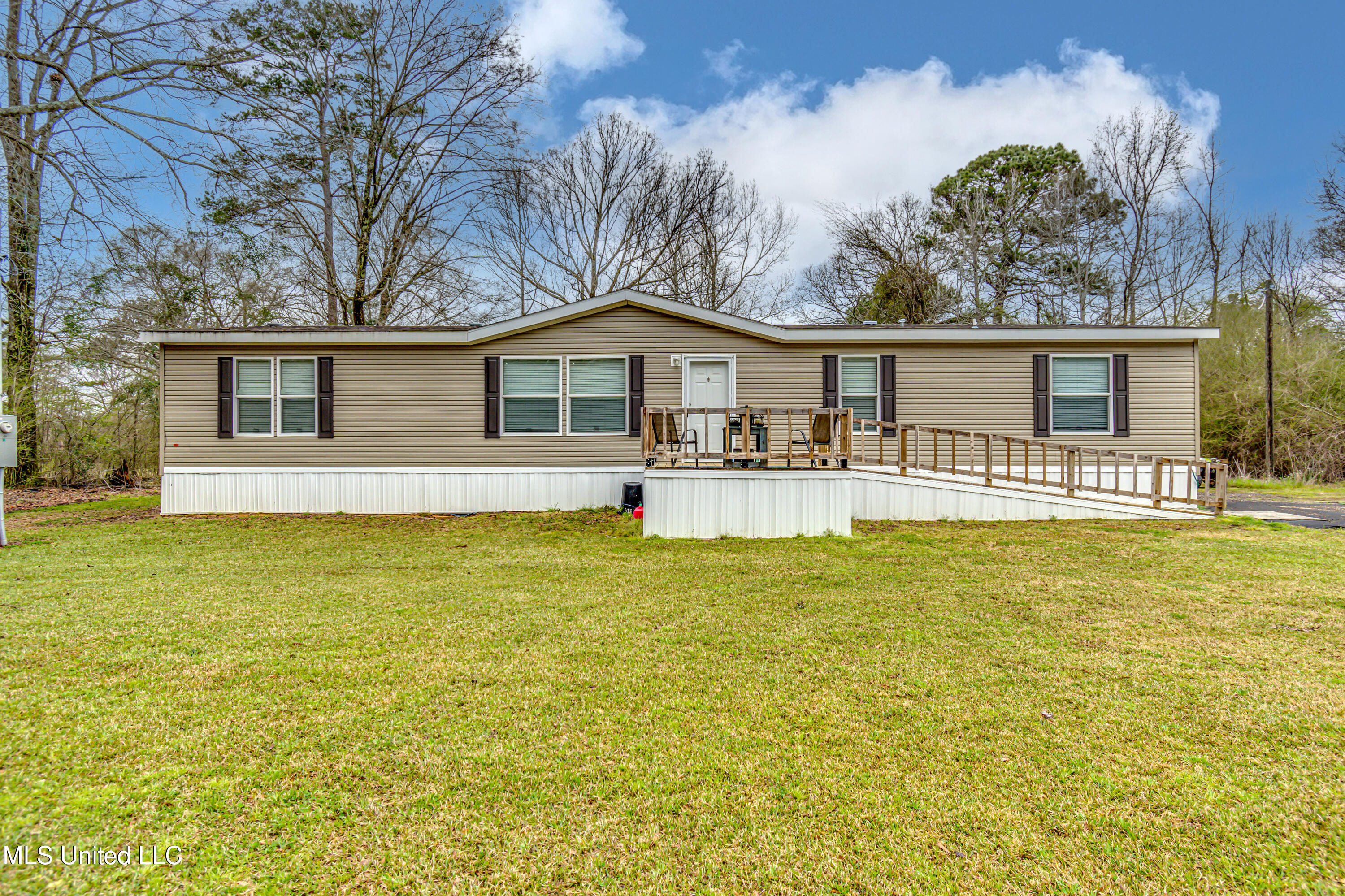 865 L Q Reeves Road Forest, MS 39074 - Photo 1 of 55 865 LQ Reeves Road-46