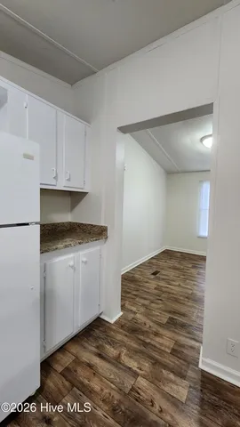 $1,250 | 1401 14th Street, Midway Park, NC 28544