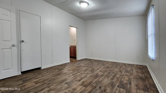 $1,250 | 1401 14th Street, Midway Park, NC 28544