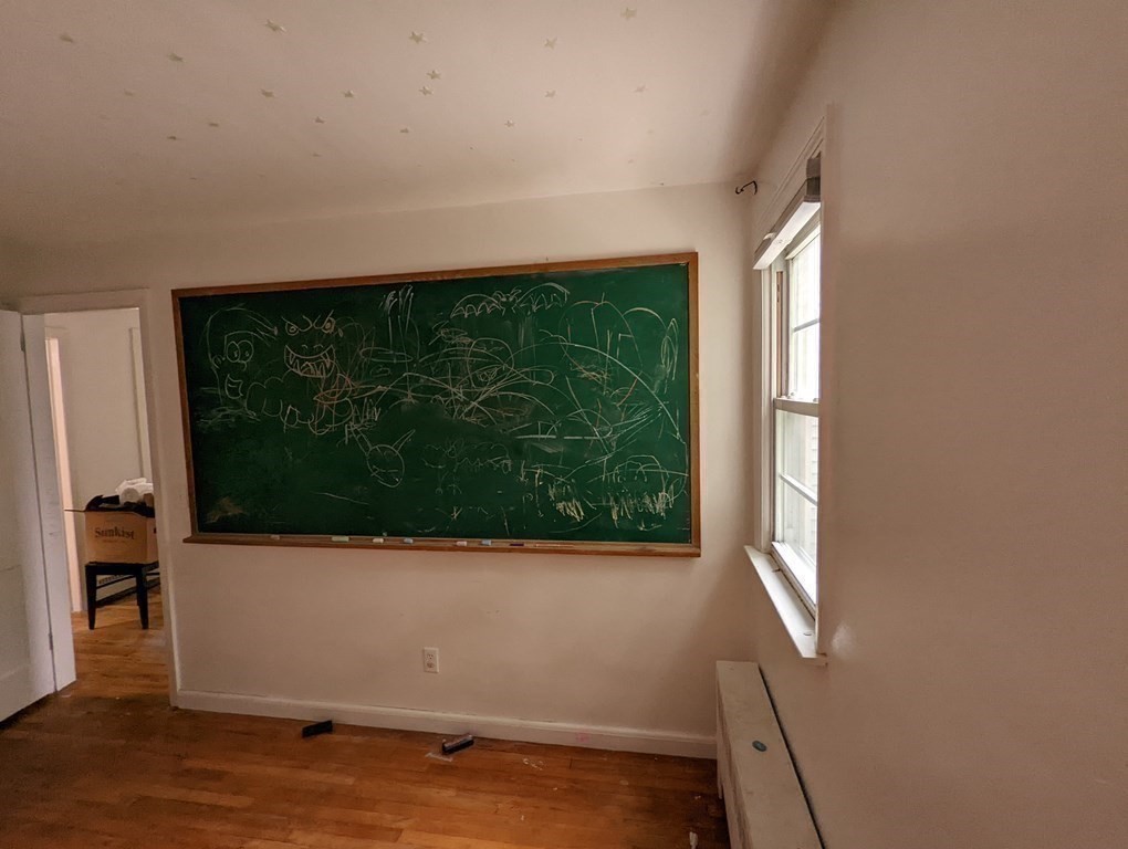 839 Florence Road Northampton, MA 01062 - Photo 14 of 19