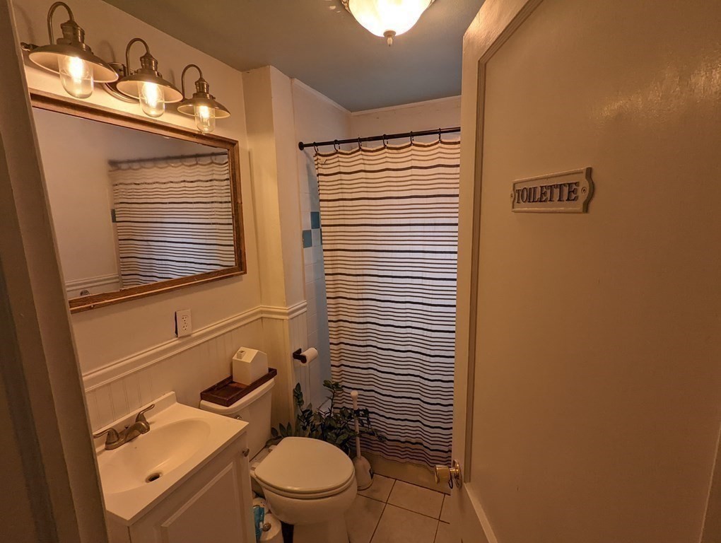 839 Florence Road Northampton, MA 01062 - Photo 15 of 19