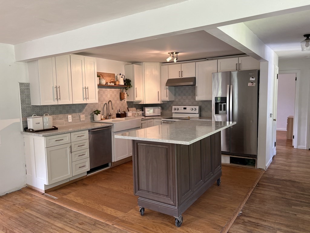 839 Florence Road Northampton, MA 01062 - Photo 5 of 19