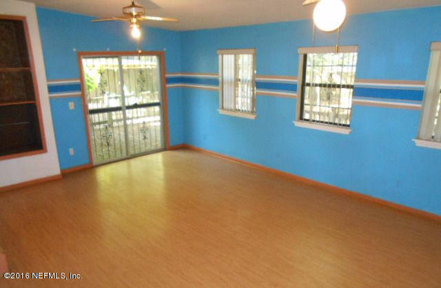 1820 Bartram Road Jacksonville, FL 32207 - Photo 11 of 25 Bonus room