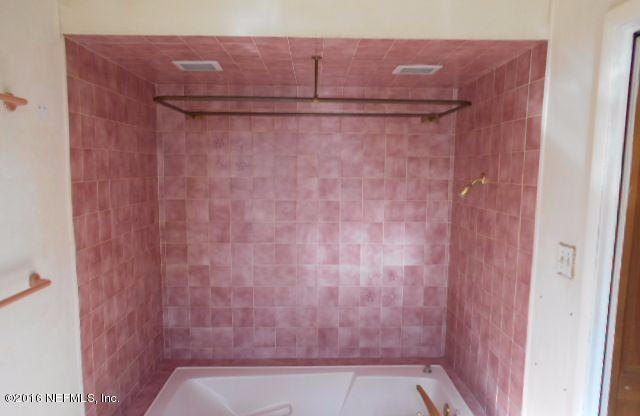 1820 Bartram Road Jacksonville, FL 32207 - Photo 17 of 25 Master bath