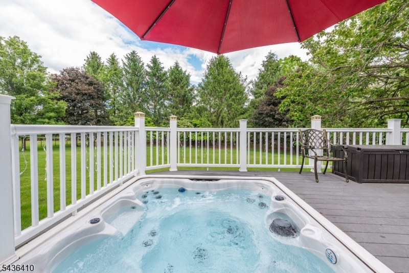13 Briarwood Road Long Valley, NJ 07853 - Photo 18 of 30