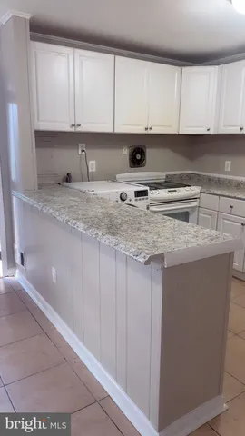 $1,900 | 9830 Grant Avenue, Manassas, VA 20110