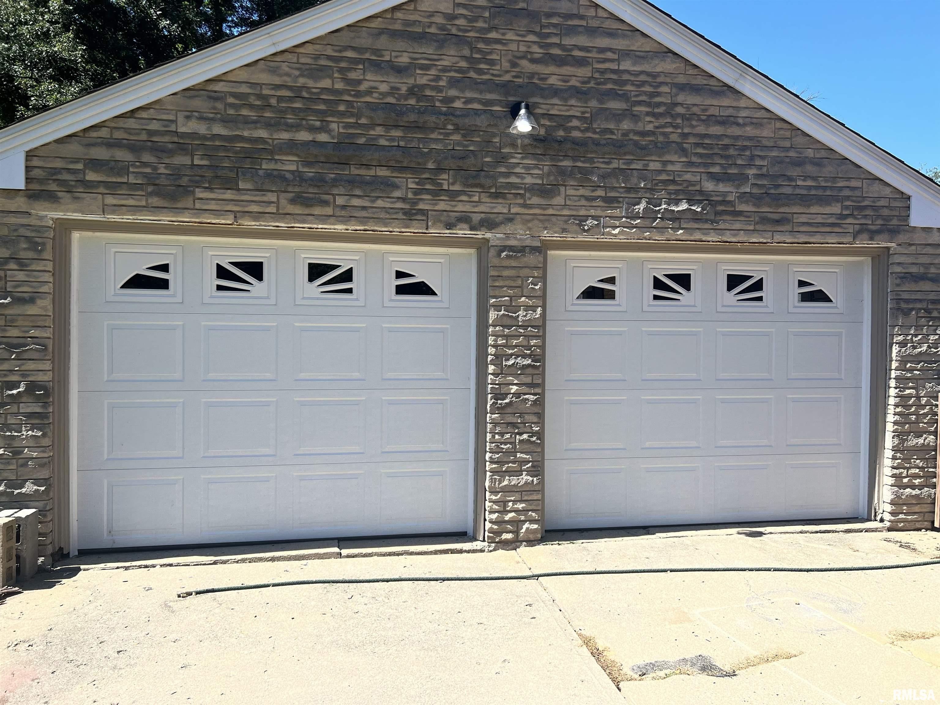 507 Spring Street Washington, IL 61571 - Photo 19 of 20 Gallery Image 19