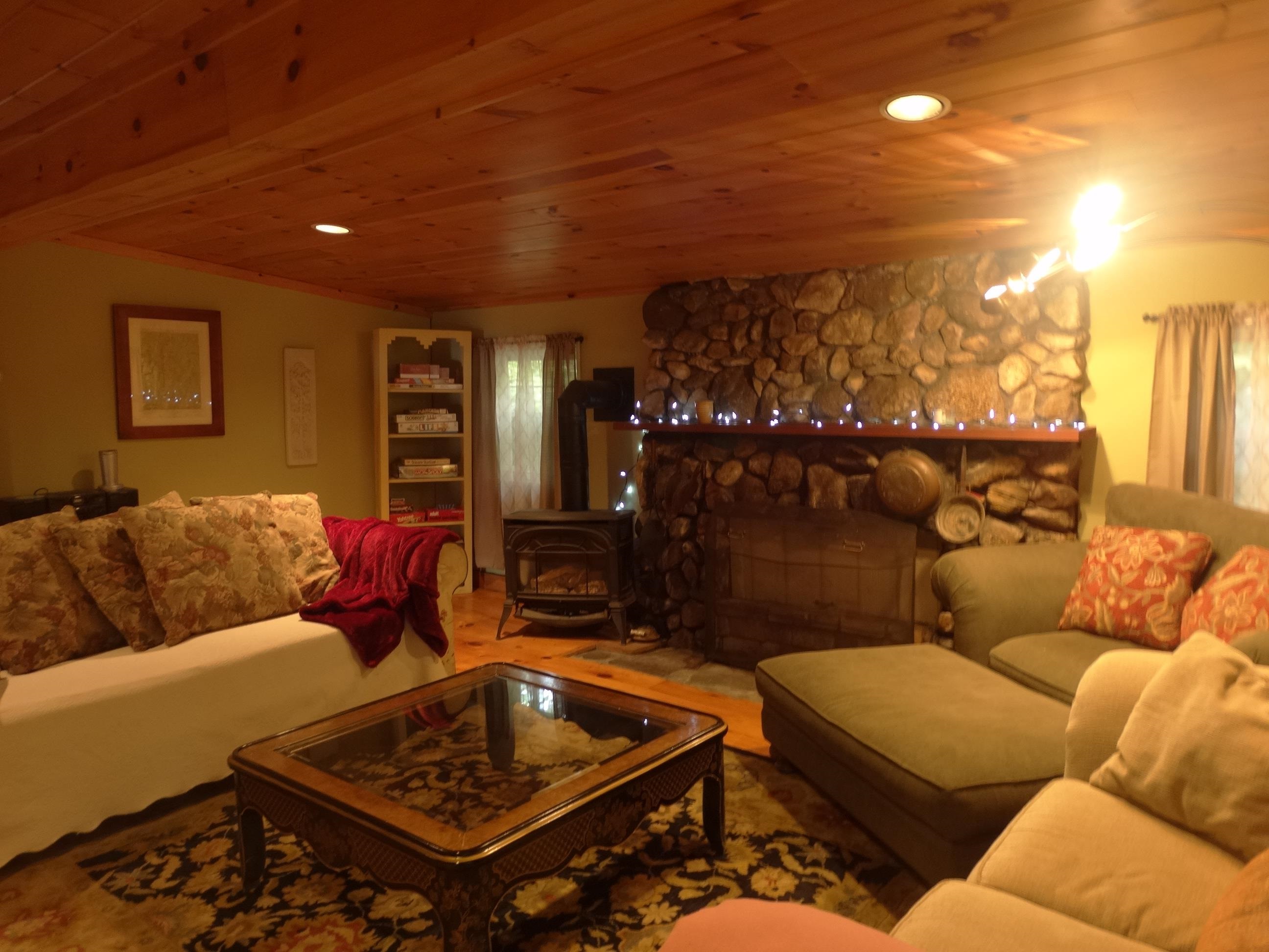 511 East Lake Road Fitzwilliam, NH 03447 - Photo 13 of 36