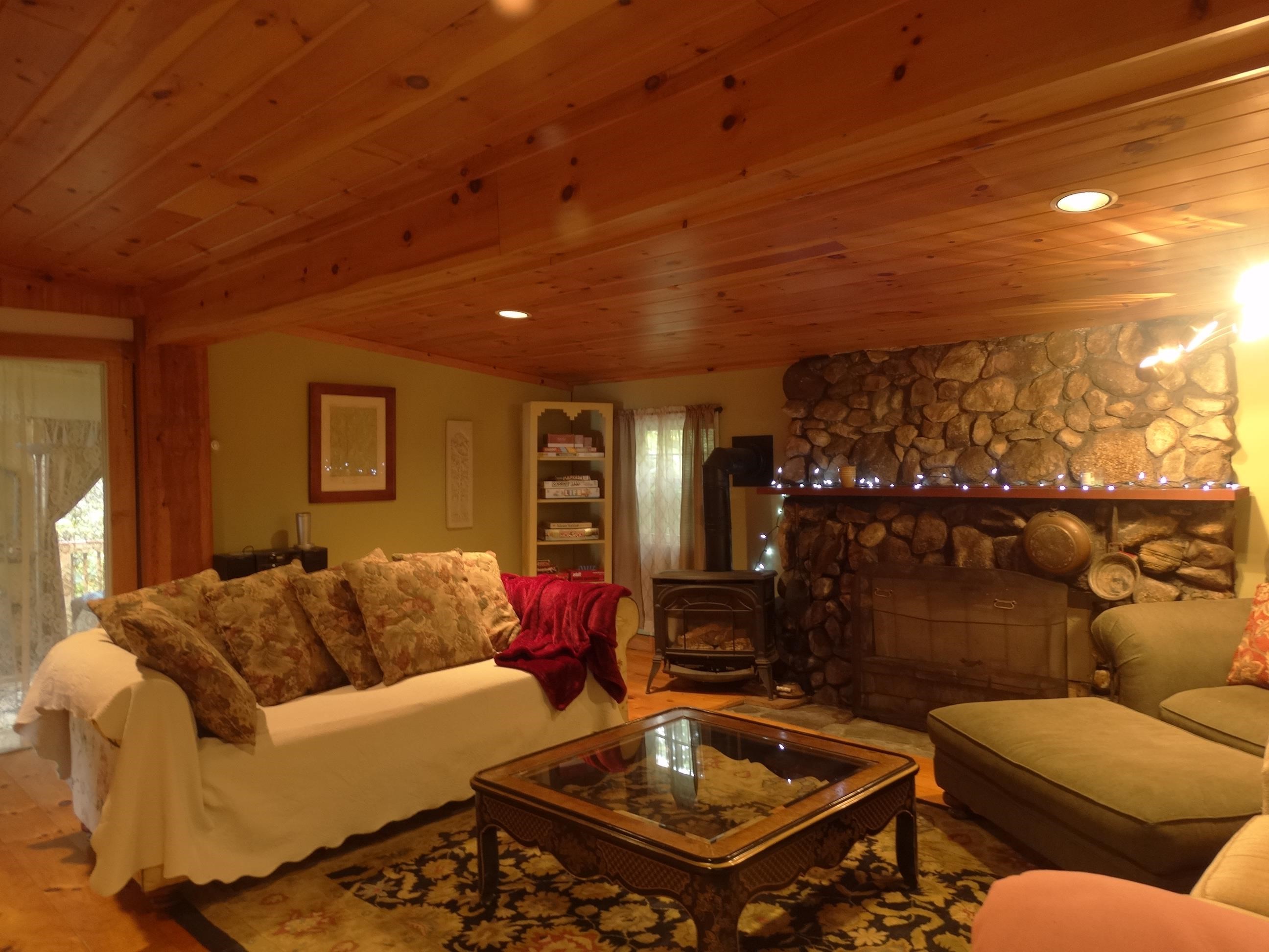 511 East Lake Road Fitzwilliam, NH 03447 - Photo 14 of 36