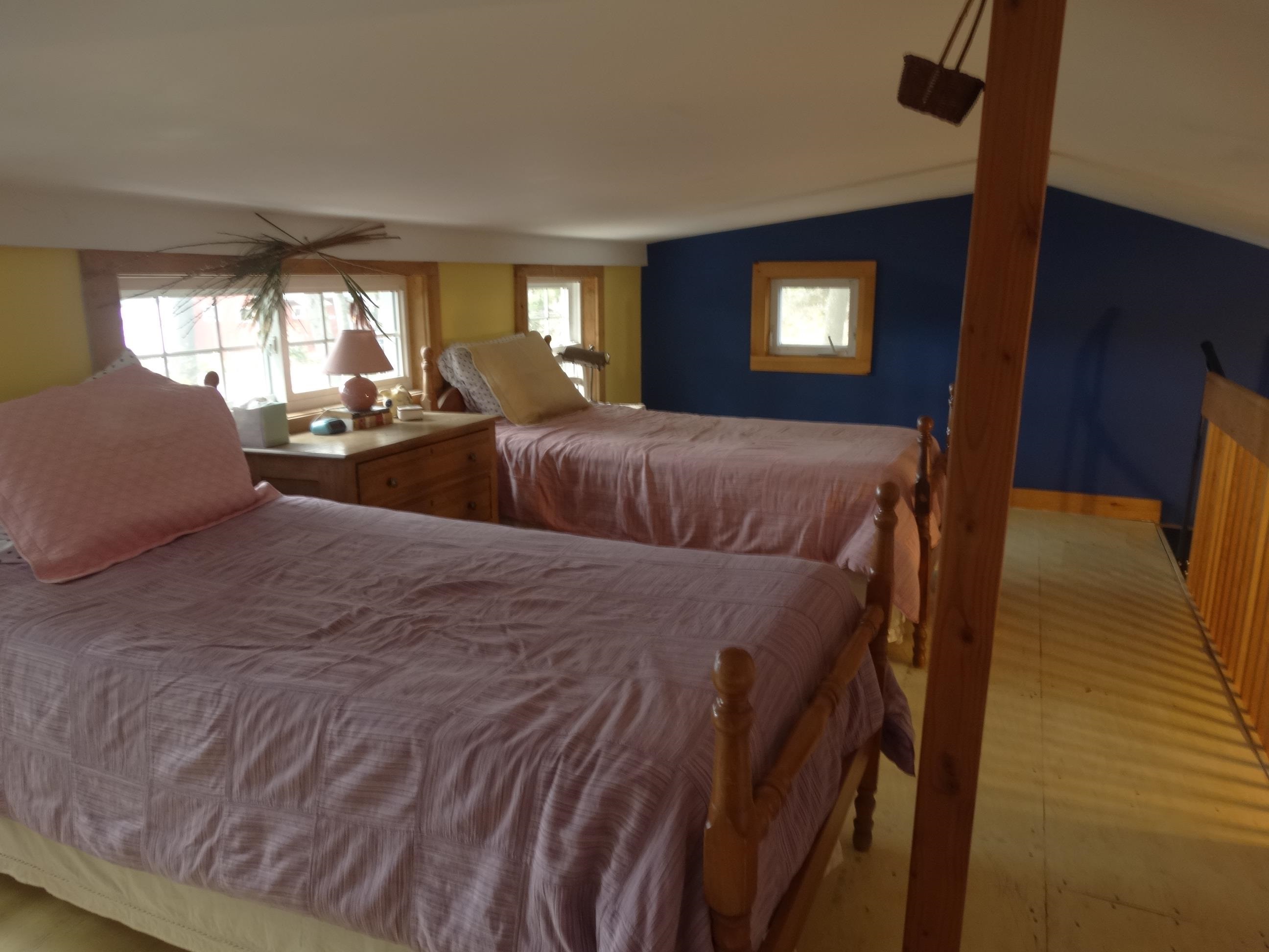 511 East Lake Road Fitzwilliam, NH 03447 - Photo 28 of 36