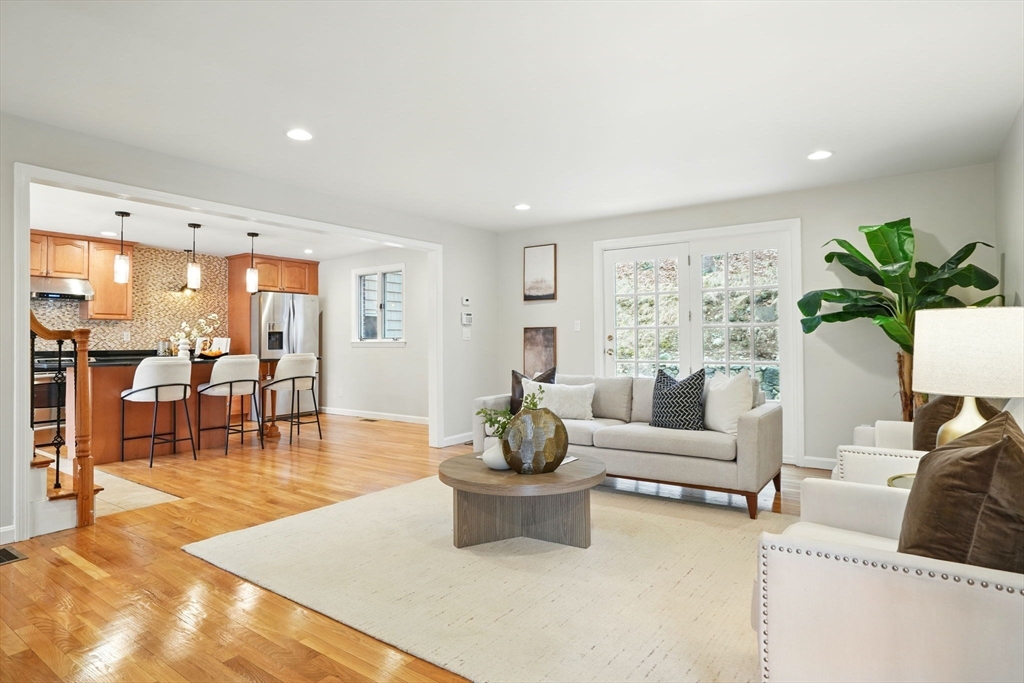 202 Totten Pond Road Waltham, MA 02451 - Photo 5 of 29 Gallery Image 5