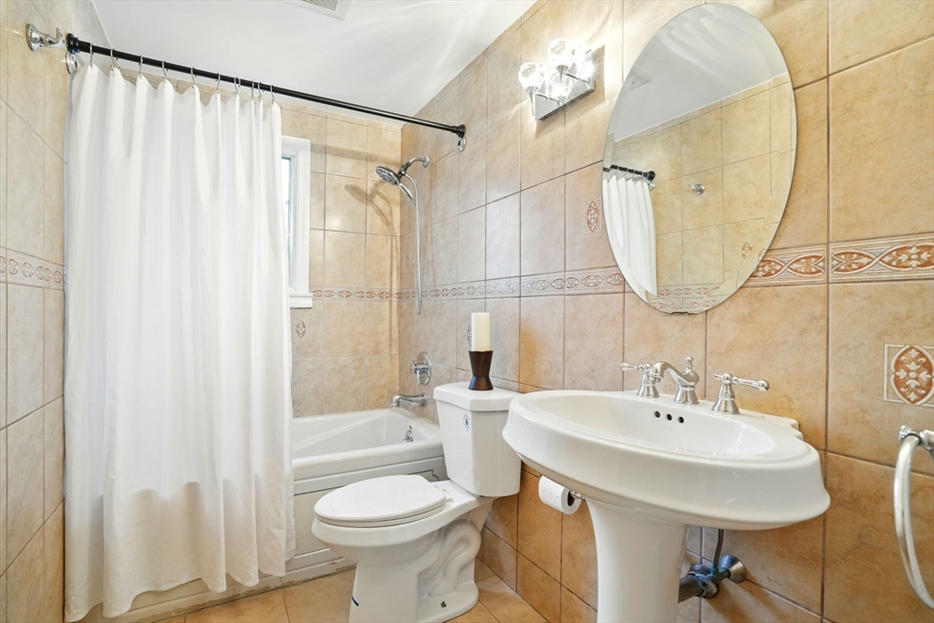 202 Totten Pond Road Waltham, MA 02451 - Photo 10 of 29 Gallery Image 10