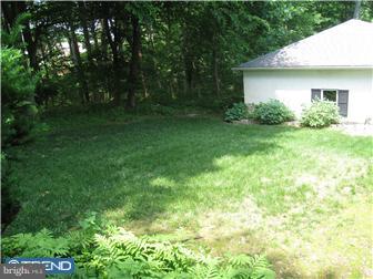 208 James Road Broomall, PA 19008 - Photo 10 of 12 Exterior Back