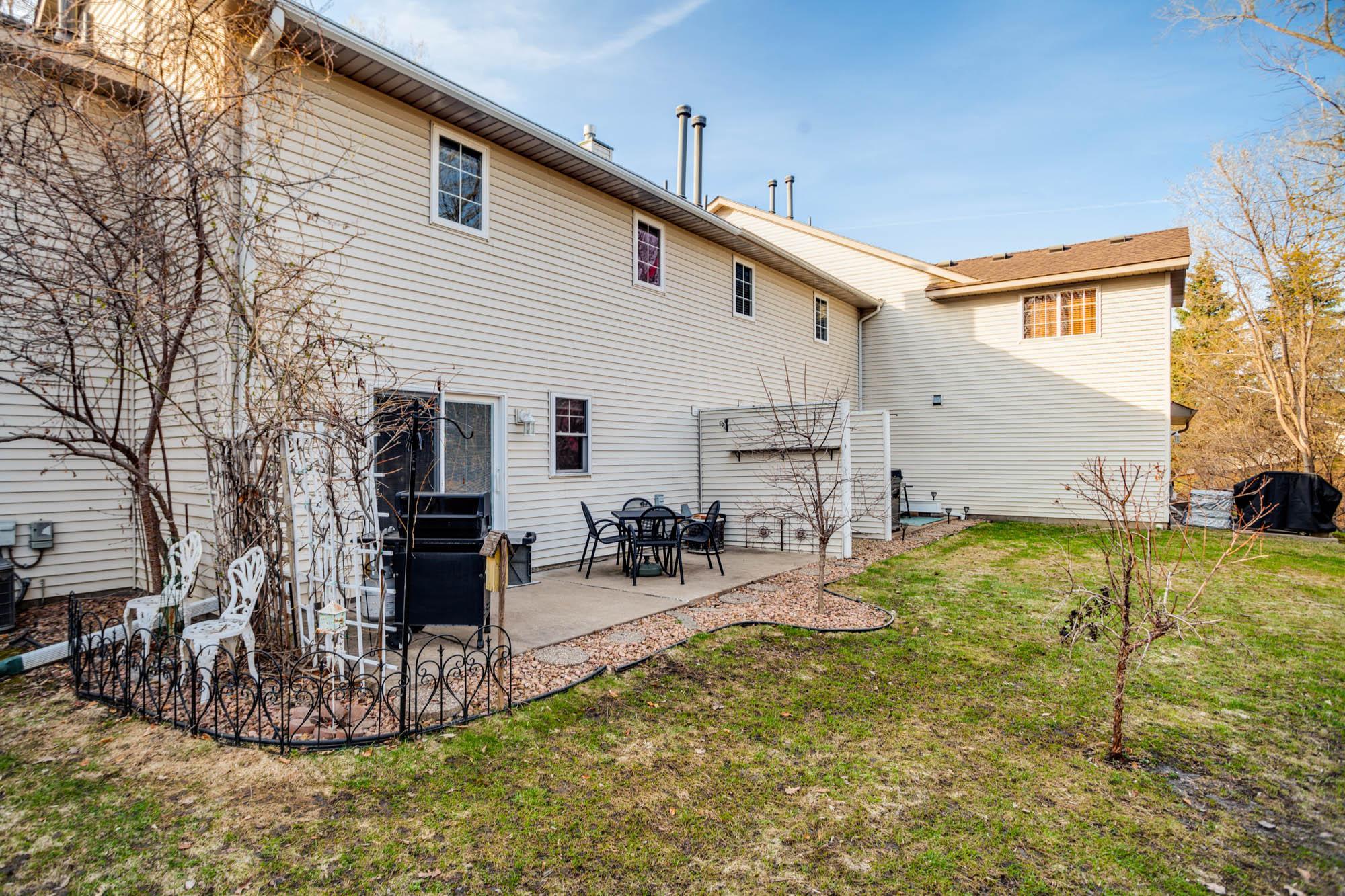 2755 Ranchview Lane North, Unit 2 Plymouth, MN 55447 - Photo 17 of 20